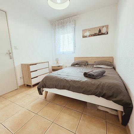 Appartement Residence Prive Avec Parking Wifi Clim Piscine Авиньон Екстериор снимка
